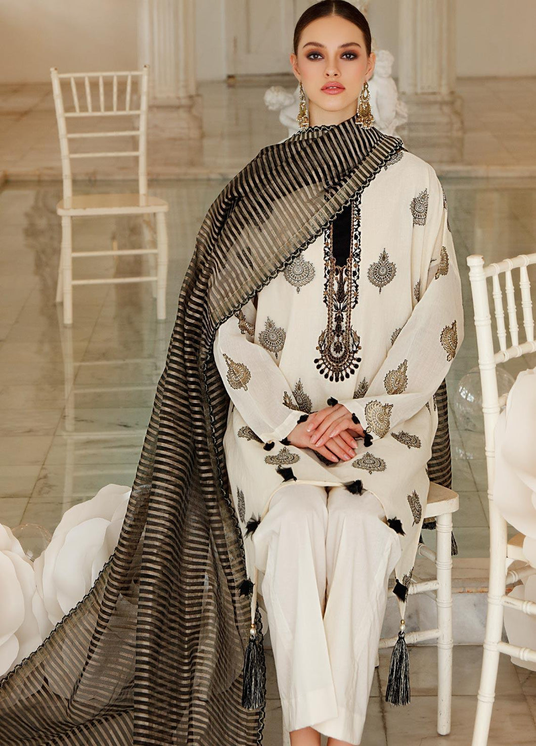 Gul Ahmed Embroidered Jacquard Unstitched 3 Piece Suit